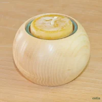 Teelicht-Halter aus Holz