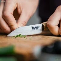 Schälmesser handgeschmiedet aus Carbonstahl und Lärche