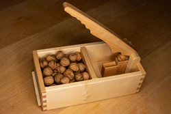 Nussknacker aus Holz